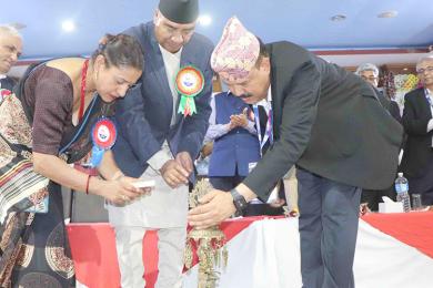 सबै मिलेर प्रजातन्त्रको रक्षा गर्नुपर्छ : सभापति देउवा